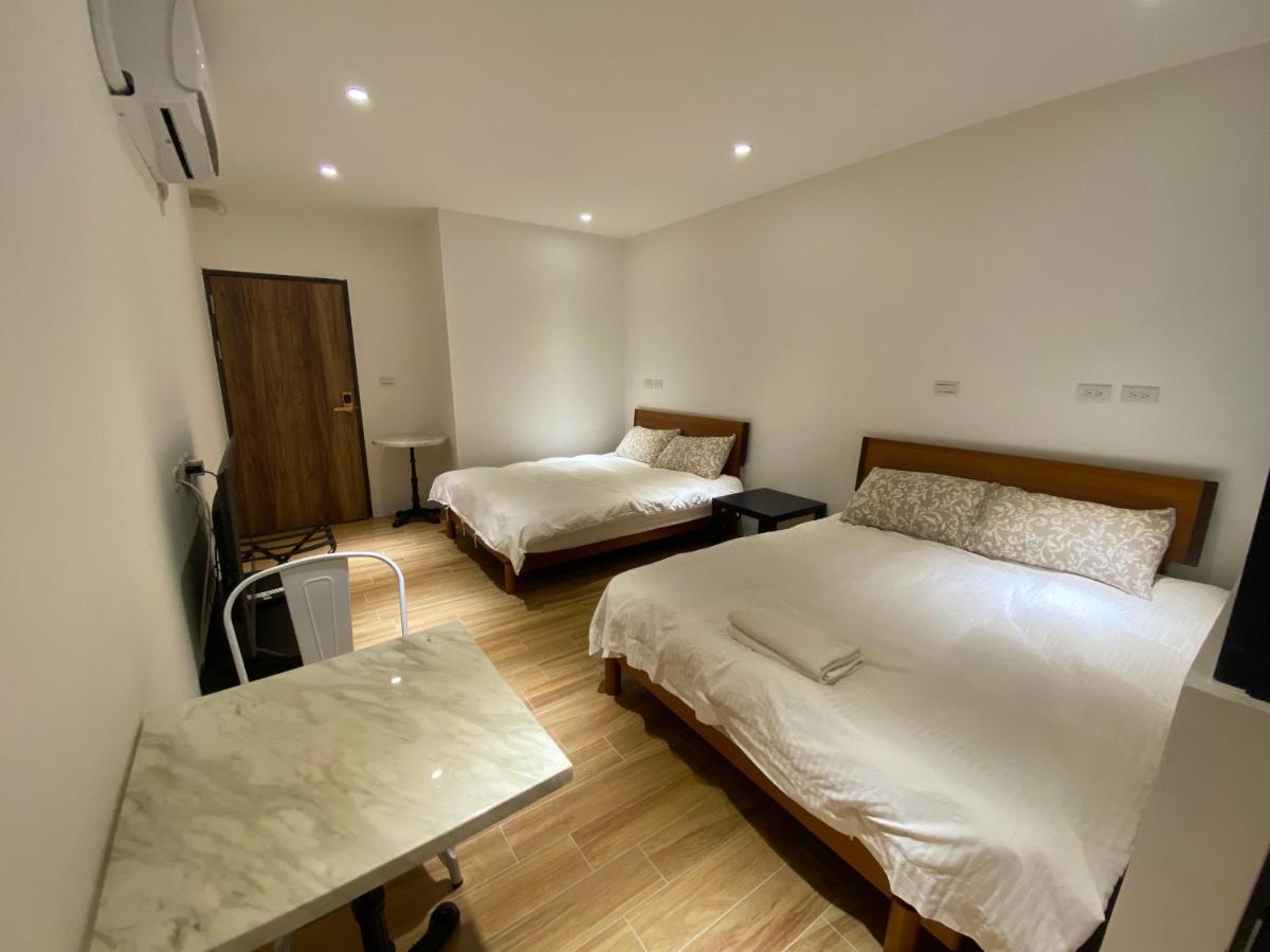 Апартаменты 好室連連house Lien Lien Тайнань Экстерьер фото