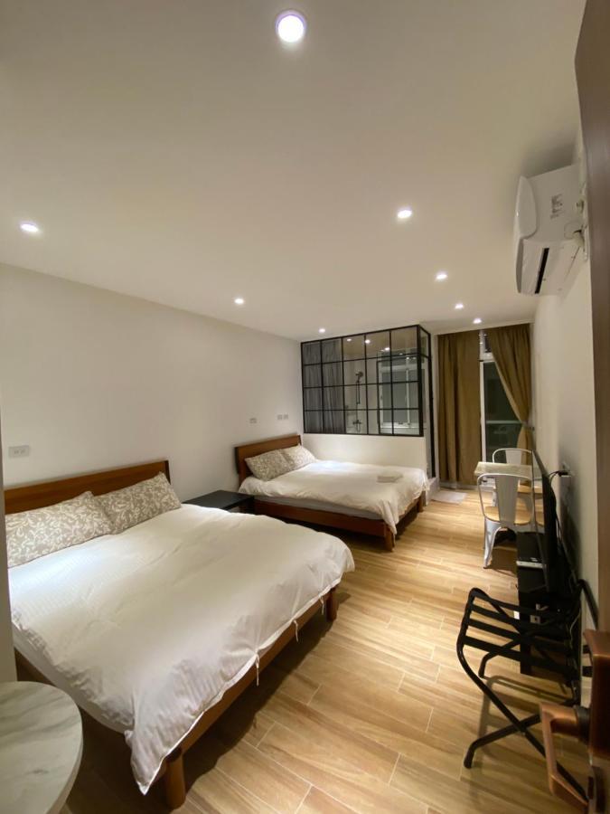 Апартаменты 好室連連house Lien Lien Тайнань Экстерьер фото