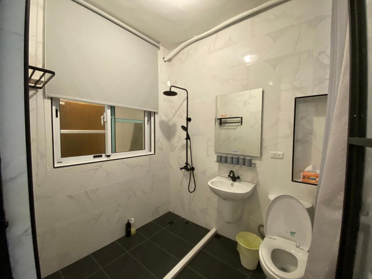 Апартаменты 好室連連house Lien Lien Тайнань Экстерьер фото