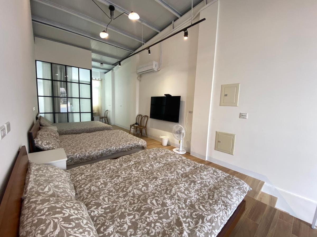 Апартаменты 好室連連house Lien Lien Тайнань Экстерьер фото