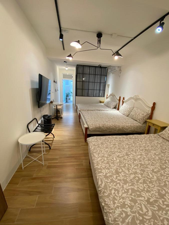 Апартаменты 好室連連house Lien Lien Тайнань Экстерьер фото